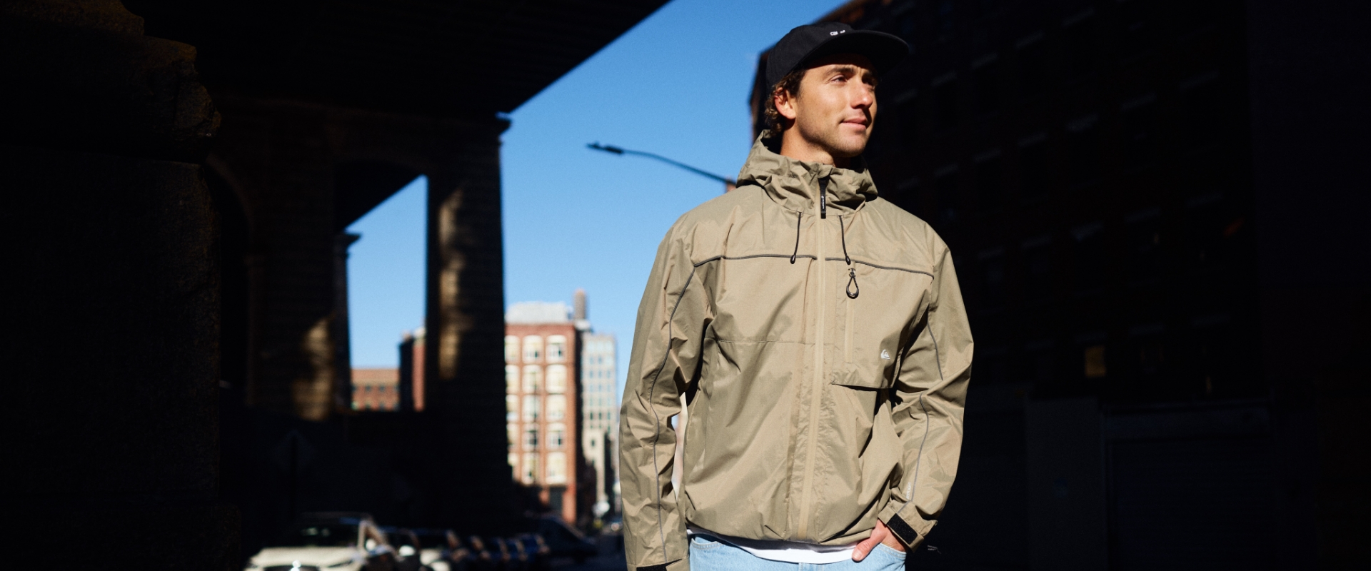 Quiksilver Shop -Quiksilver Shop QS 253 waterproof jacket 1up promo banner desktop